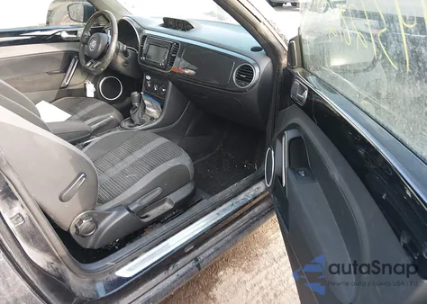 2015 Volkswagen Beetle 2.0T R-Line z USA, uszkodzony, nr VIN 3VW4T7AT1FM604203